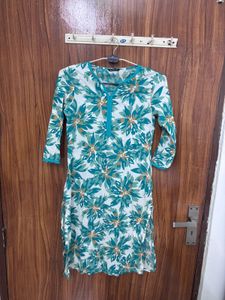 Stylish Floral Print Kurta