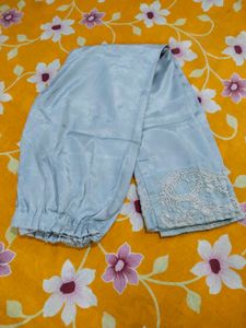 An elegant Pakistani suit