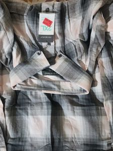 Men's Plaid Button-Down Shirt