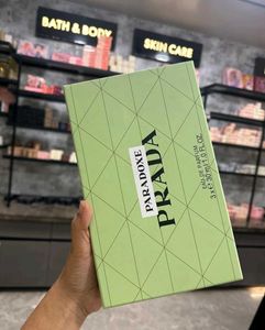 Prada Paradoxe Eau de Parfum Gift Set