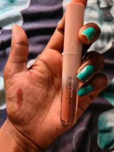 FLICKA Liquid Lipstick