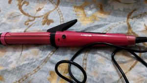 NOVA HAIR STRAIGHTENER