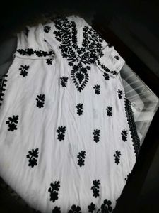 Embroidered White Kurti