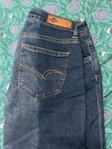 Sale‼️Mid-rise Denim Jeans