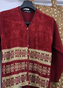 Women Wool Sweater With Button