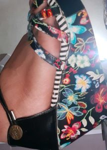 flower print heel