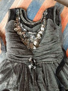 beautiful party wear dress kids