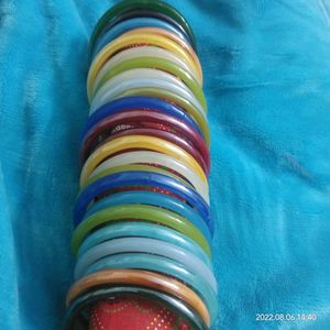 2 dozen glossy beautiful clr combination glass bangles