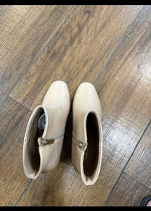 Forever new Heel Ankle Boots