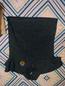 Men's t Shirt and Khaki Cargo Pants Set