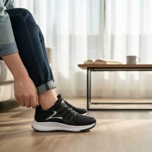 Men's Black Running Shoes