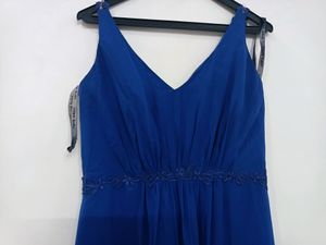 Elegant Blue V-Neck Maxi Dress