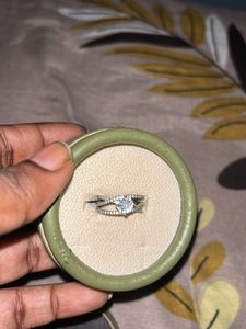 Sparkling Ring