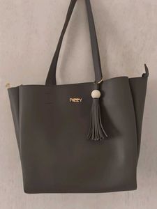 Elegant Gray handBag