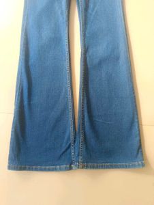 H&amp;M Women Flared Low Jeans