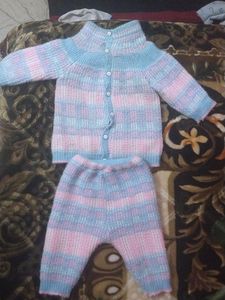 Unisex Baby Woolen Sweater Pyjama