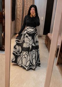 Elegant Black &amp; White Floral Maxi gown 🩷🎀