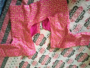 Beautiful Pink &amp; Gold Blouse