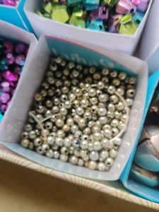 10 each beads
