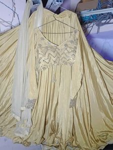 heavy silk lahanga choli set with dupatta