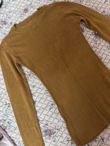 Cozy Mustard Knit Tshirt