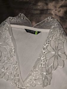 Elegant White Lace Collar Blouse