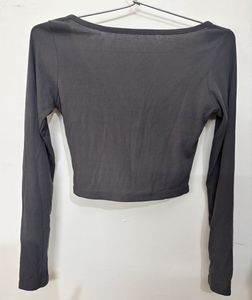 Ribbed V-Neck Long Sleeve Cropped Top