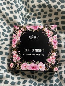 SERY eyeshadow palette