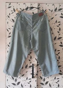 👖Vintage Light Wash Wide Leg Jeans / capri
