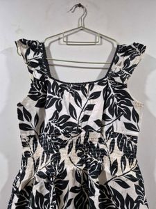 Black &amp; White Leaf Print Dress