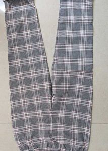 Plaid Slim Fit Pants &amp; pink denim