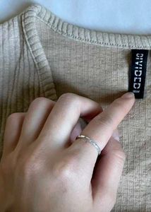 H&amp;m Ribbed Tie-Front Cropped Cardigan
