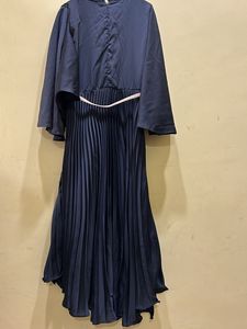 Elegant Black Pleated Maxi Dress