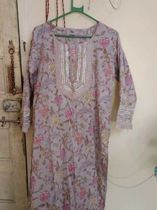 Beautiful Floral Print Kurta