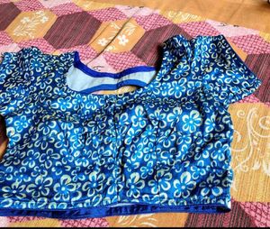 Blue Floral Print Blouse boat neck