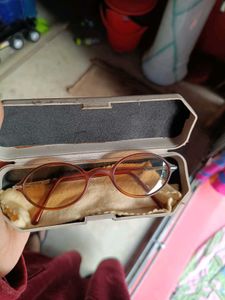 Vintage Oval Eyeglasses
