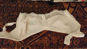 2 bras