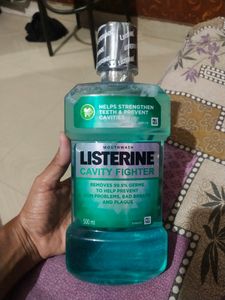 Listerine Mouthwash Cavity Fighter
