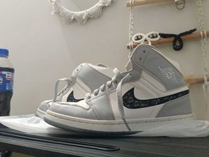 Unisex Air Jordan 1 Mid Sneakers