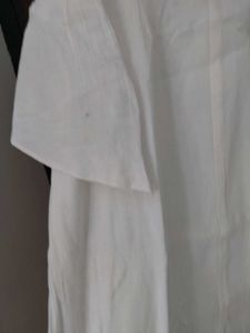 Elegant White Embroidered Kurta
