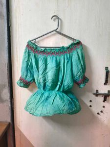 Stylish Off-Shoulder Beach Top