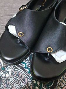 Parri Black Embellished Flats