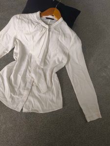 Korean White Ruffle Shirt 🔥