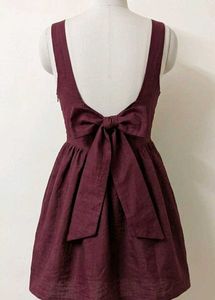 Backless Dress With Bowknot