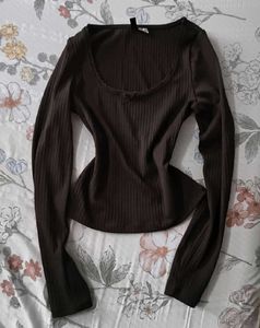Ribbed Long Sleeve Cropped Top