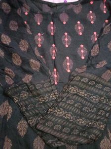 Elegant Black Ethnic Kurta with Embellishments