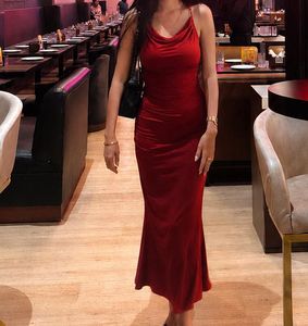 Elegant Red Maxi Dress