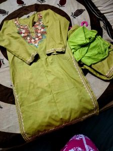 Beautiful Embroidered Kurta Set