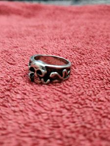 Skull Ring