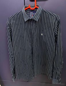 Men's Striped Button-Up Shirt